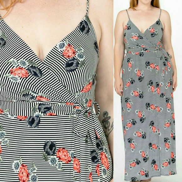 ➕ Floral Spaghetti Maxi Dress - Picture 4 of 4